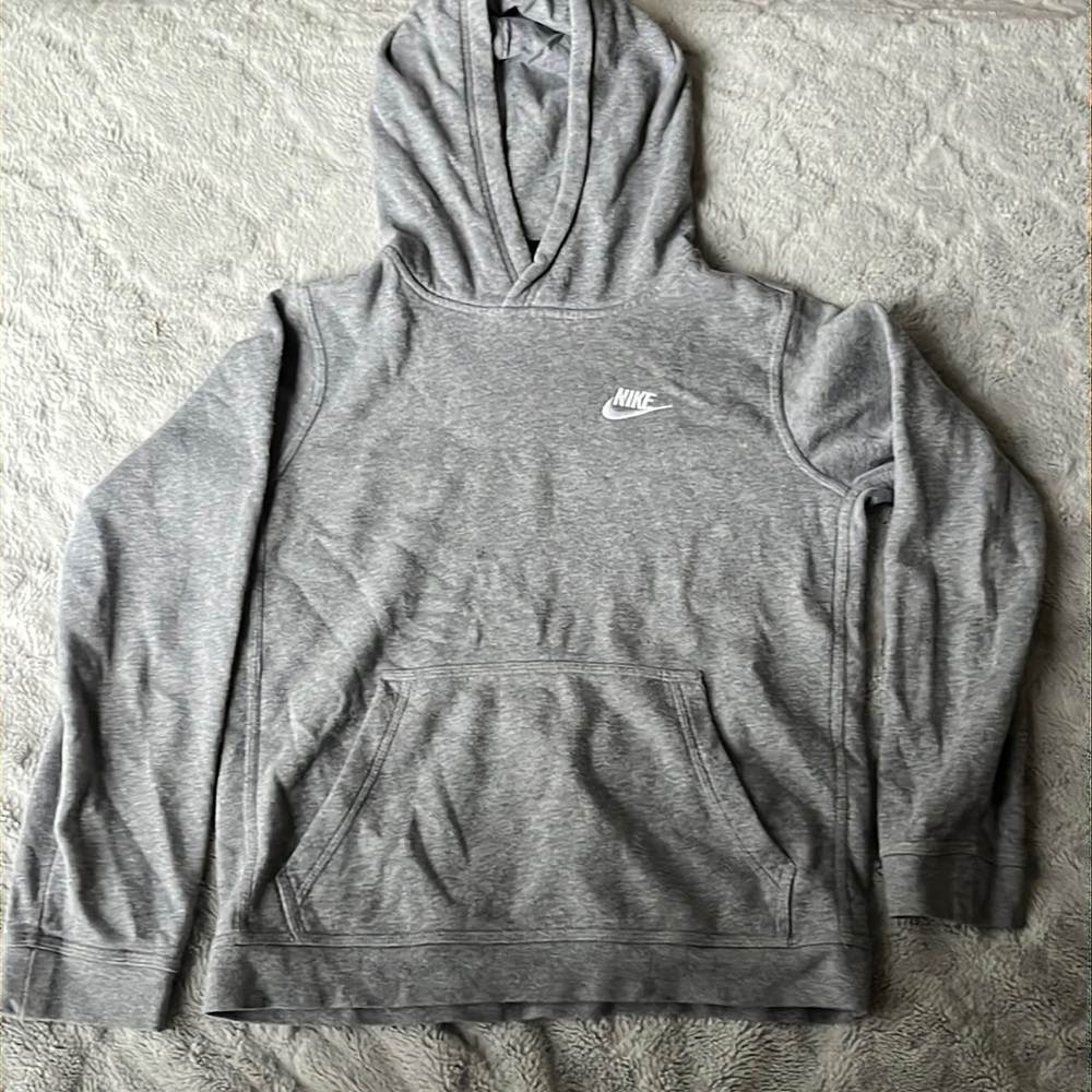 Boys nike sweatshirt, perfect condition super comfortable